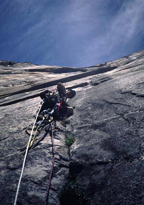 Photo of El Capitan - North America Wall , Yosemite Valley, California USA by Chris McNamara. Dougald MacDonald on Pitch 3, C3 F. [ybelnort]
