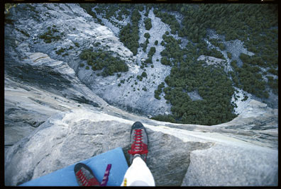 Photo of El Capitan - Zodiac , Yosemite Valley, California USA by Mike Ousley. Looking over Peanut Ledge (belay 13) with BIG exposure to the deck. [ybelzodi]