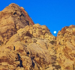 Global Peak - Chuckwalla 5.9 - Red Rocks, Nevada USA. Click to Enlarge