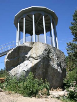 Memorial Boulder - Lake Tahoe Bouldering, California, USA. Click to Enlarge