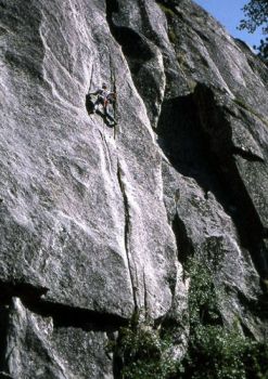 Eagle Creek Cliff - Shy Boy 5.11a - Lake Tahoe, California, USA. Click to Enlarge