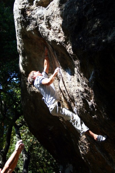 Kevin Jorgeson does the low Mission Impossible &#40;V9&#41; start to t...