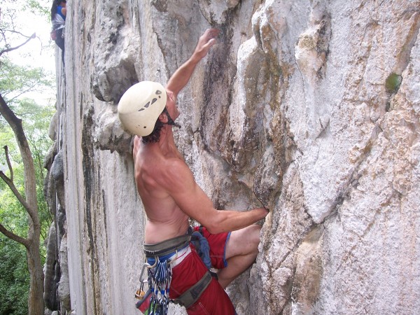 Me on the onsight attempt of Paris Hilton 5.11b, Jheryl is in the back...