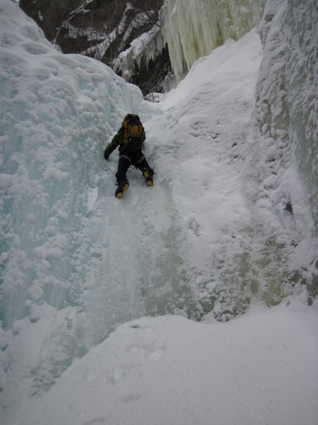 Stuart went up and right.  Fun ice to scramble up.
