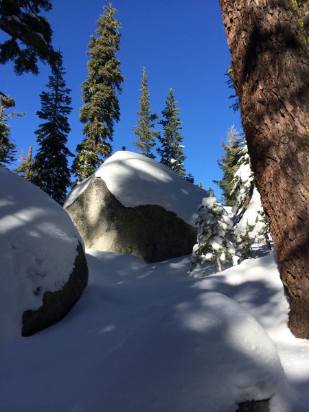Snow covered boulders on the Lake Audrain approach