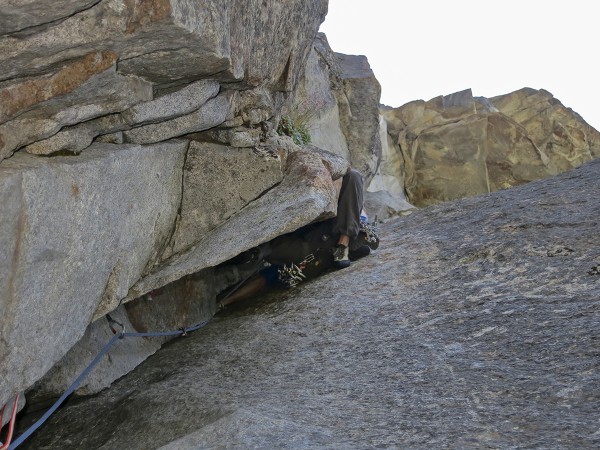 Blue collar climbing on the upper sections of NEB