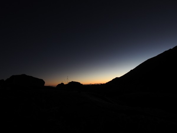 Sunrise after leaving Finger lake at 4:30 on way to Middle Palisade