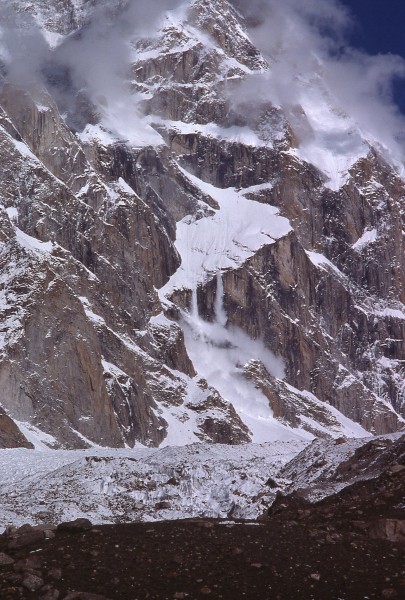 One of hundreds of avalanches
